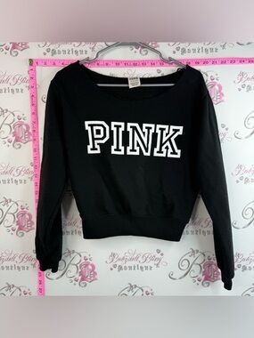 PINK Victoria's Secret sweater pull on black Cropped Sweatshirt with White Logo